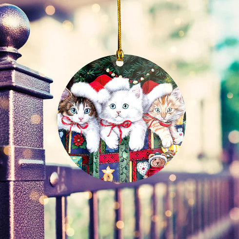 Cute Cats On Christmas Day Holiday Ceramic Christmas Ornaments